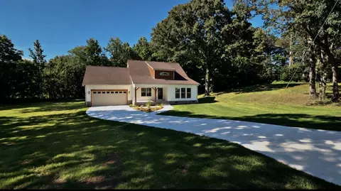 211 Majestic Dr, Decherd, TN 37324