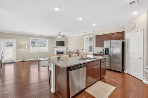 Kitchen - 4056 Cannonsgate Ln, Murfreesboro, TN 37128 photo 1 of 4