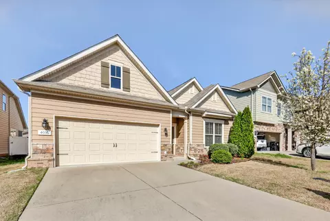 4056 Cannonsgate Ln, Murfreesboro, TN 37128