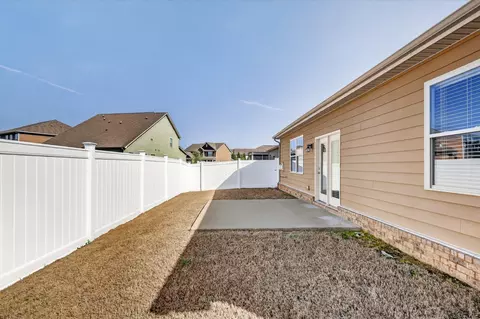 Exterior - 4056 Cannonsgate Ln, Murfreesboro, TN 37128 photo 3 of 6