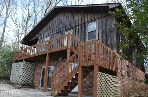 389 Laurel Rd, Clinton, TN 37716