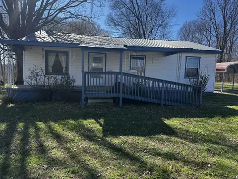 455 Eagle Factory Rd, Lawrenceburg, TN 38464