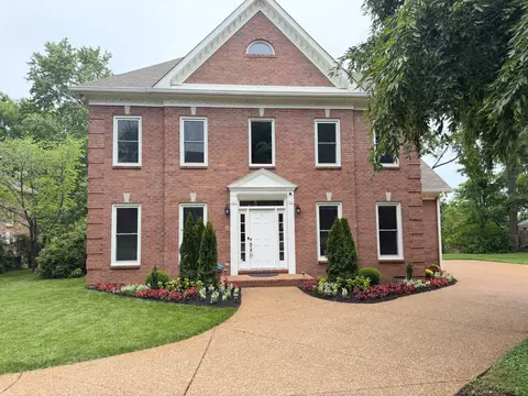 1605 Ardenwood Ct, Nashville, TN 37215