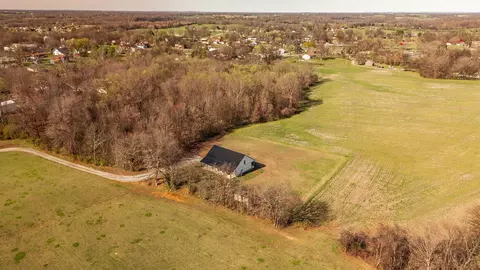 223 Cedar Hill Rd, Adams, TN 37010