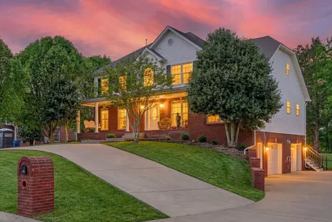 980 Haggard Dr, Clarksville, TN 37043