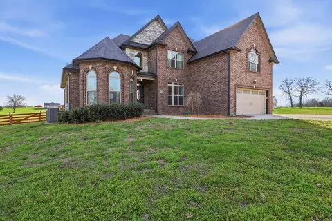 2908 Gunn Rd, Springfield, TN 37172 photo 4