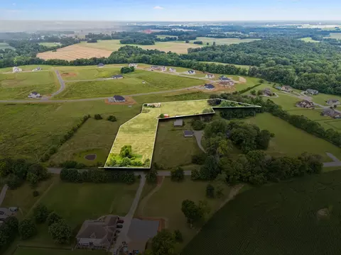 384 Port Royal Rd, Clarksville, TN 37040