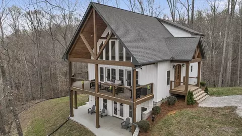 222 Hidden Hallow Cv, Estill Springs, TN 37330