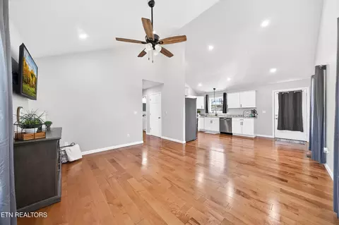 Living - 219 E Bronson St, Sparta, TN 38583 photo 1 of 1