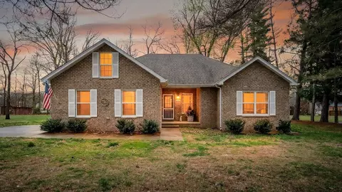 403 Timberlane Ave, Tullahoma, TN 37388