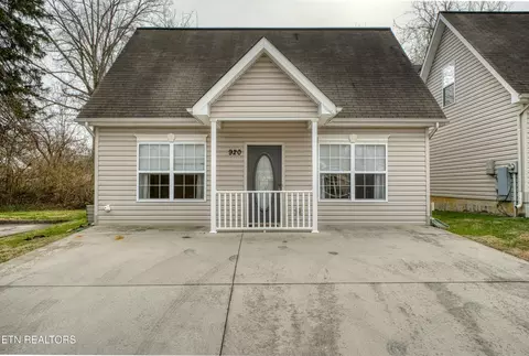 920 Hazelbrook Way, Knoxville, TN 37912