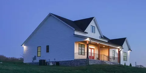8301 Hartsville Pike SE, Lebanon, TN 37087