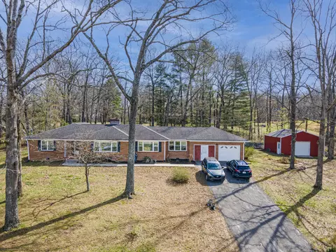9006 Smithville Hwy, Mcminnville, TN 37110