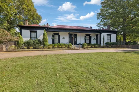 1512 Williamsport Pike, Columbia, TN 38401