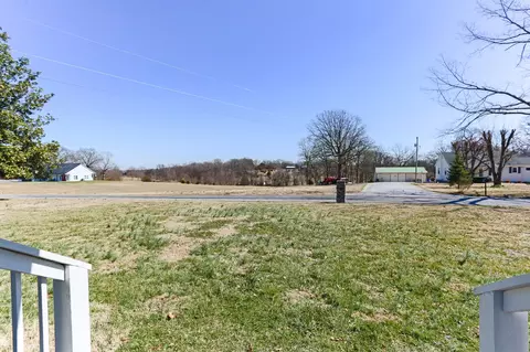 5288 Fred Perry Rd, Springfield, TN 37172 photo 12