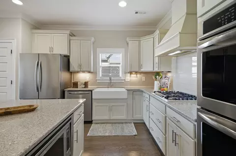 Kitchen - 82 Truman Rd E, Franklin, TN 37064 photo 4 of 5