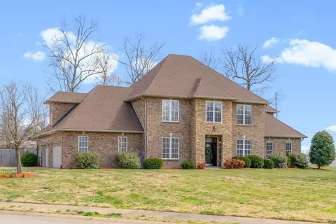 145 Lyme Dr, Clarksville, TN 37043