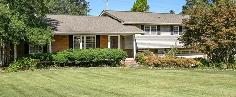 153 Rolling Hills Dr, Hixson, TN 37343
