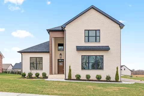 3 Pace Rd, Clarksville, TN 37043