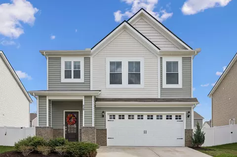 529 Torrey Pines Ln, Lebanon, TN 37087
