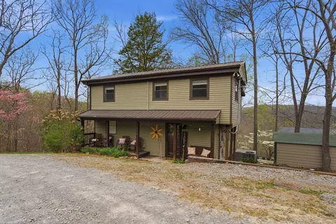 716 Still Point Rd, Smithville, TN 37166