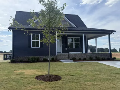 955 Wilkie St N, Mcewen, TN 37101