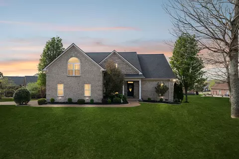 800 Harrisburg Ln, Mount Juliet, TN 37122