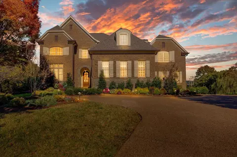 412 Legends Park Cir, Franklin, TN 37069