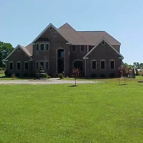 236 Tims Ford Dr, Winchester, TN 37398