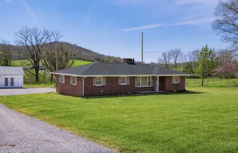 968 Spencer Rd, Rock Island, TN 38581