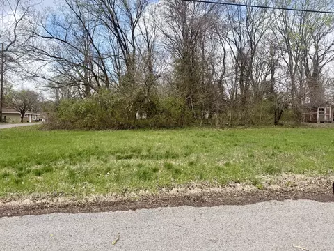 1044 Kirkpatrick St, Hopkinsville, KY 42240