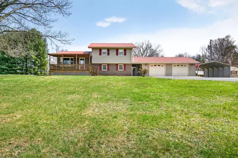 886 Drake And Shockley St, Spencer, TN 38585
