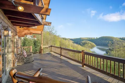 245 Nadia Ln, Smithville, TN 37166