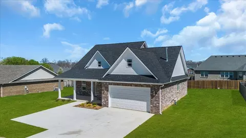 112 Riley Creek Rd, Tullahoma, TN 37388