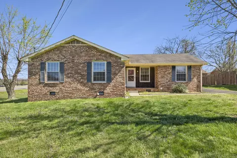 120 Overlook Dr, Hendersonville, TN 37075