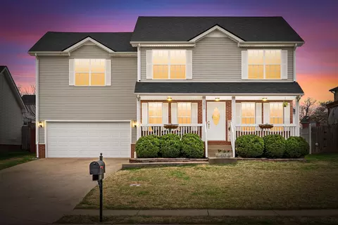 2820 Sharpie Dr, Clarksville, TN 37040