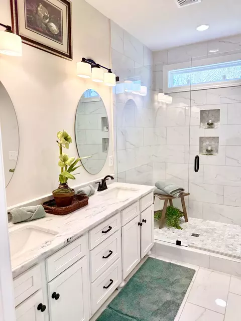 Bath - 7503 Chowning Rd, Springfield, TN 37172 photo 1 of 6