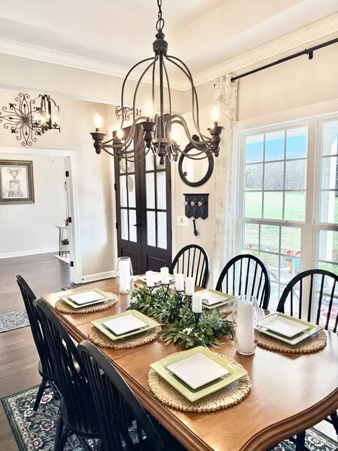Dining - 7503 Chowning Rd, Springfield, TN 37172 photo 3 of 6