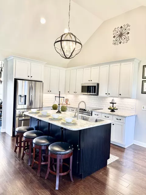 Kitchen - 7503 Chowning Rd, Springfield, TN 37172 photo 9 of 9