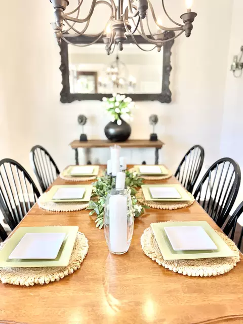 Dining - 7503 Chowning Rd, Springfield, TN 37172 photo 4 of 6