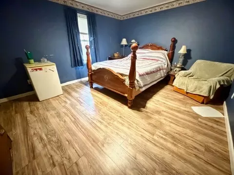 Bedroom - 2575 Spur Rd, Decherd, TN 37324 photo 3 of 4