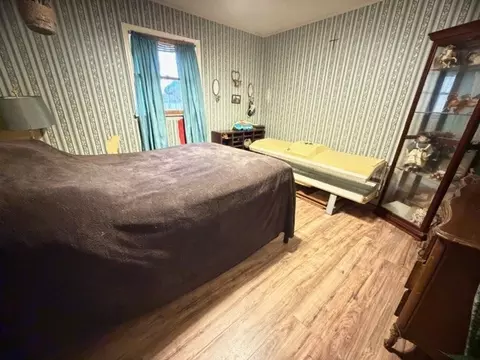 Bedroom - 2575 Spur Rd, Decherd, TN 37324 photo 2 of 4