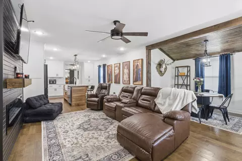 Other - 411 2nd Ave S, Loretto, TN 38469 photo 1 of 11