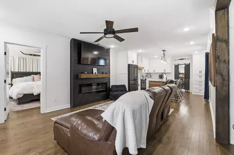 Other - 411 2nd Ave S, Loretto, TN 38469 photo 2 of 11