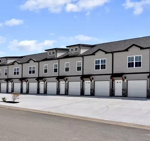 212 Drayton Dr #E, Clarksville, TN 37042