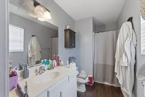 Bath - 6640 Archer Cir, Talbott, TN 37877 photo 2 of 2