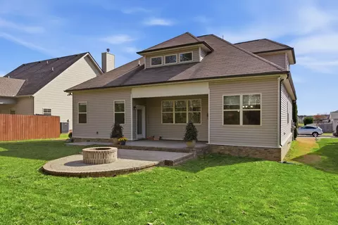 Exterior - 1037 Daniel Ln, Spring Hill, TN 37174 photo 6 of 6
