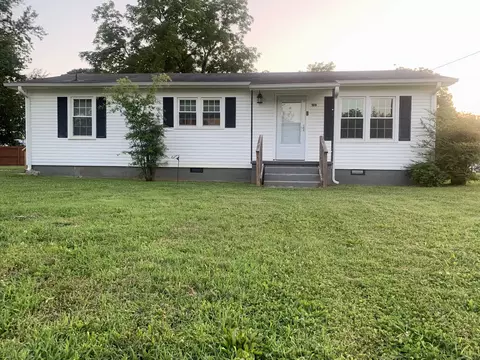 100 Stovall Dr, Huntland, TN 37345