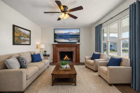 411 Allen Ferry Rd, Smithville, TN 37166