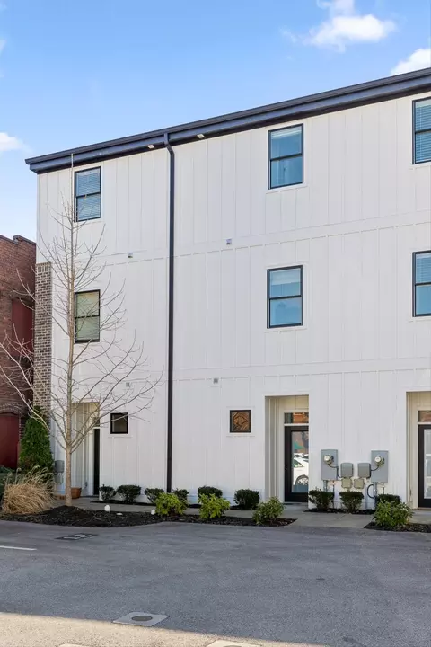 209 W 16th St, Chattanooga, TN 37408